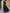 Abito midi asimmetrico in satin blu navy con spalla unica e pieghe