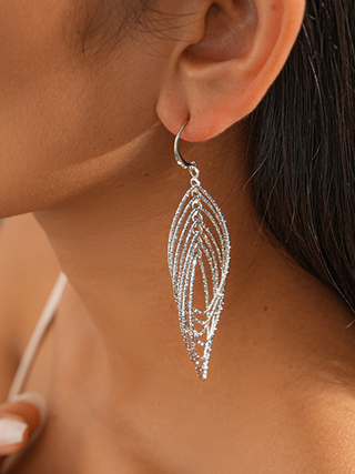 Boucles d'oreilles à design creux en forme de feuille