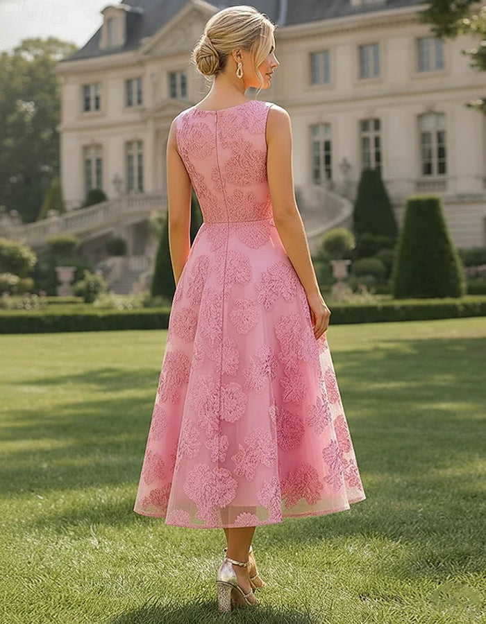 Robe midi unie sans manches en tissu texturé