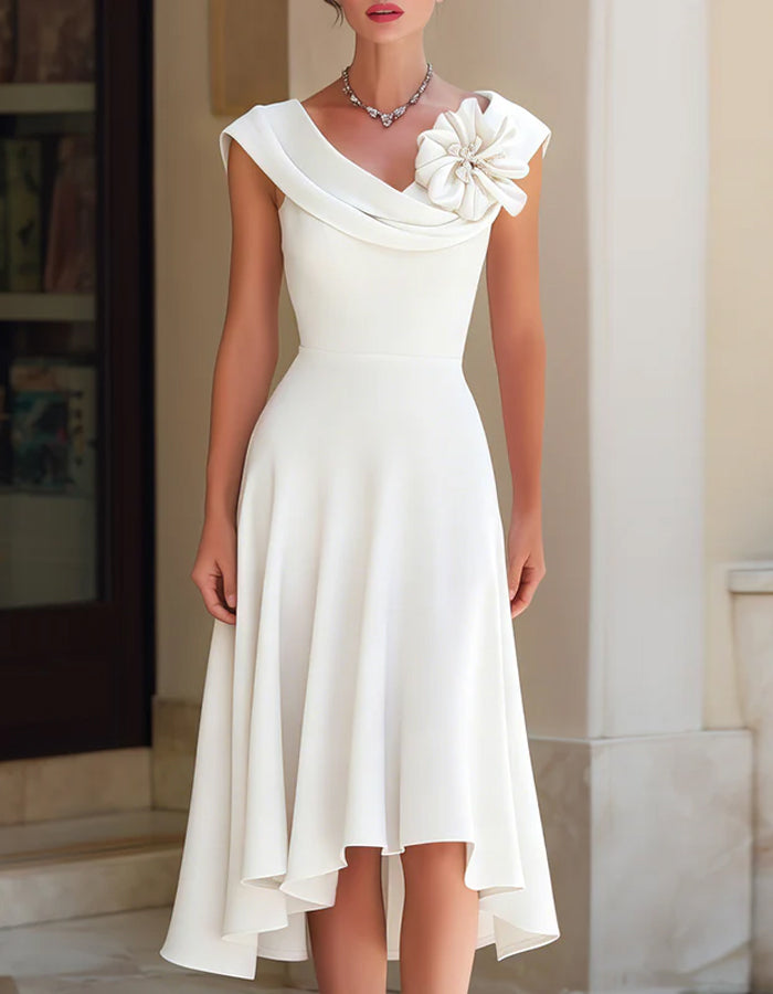 Einfarbiges Midikleid mit drapiertem Kragen und 3D-Blumendekor