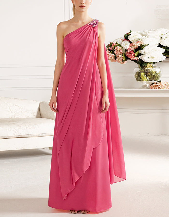 Abito lungo rosa cipria con spalle scoperte e chiffon drappeggiato