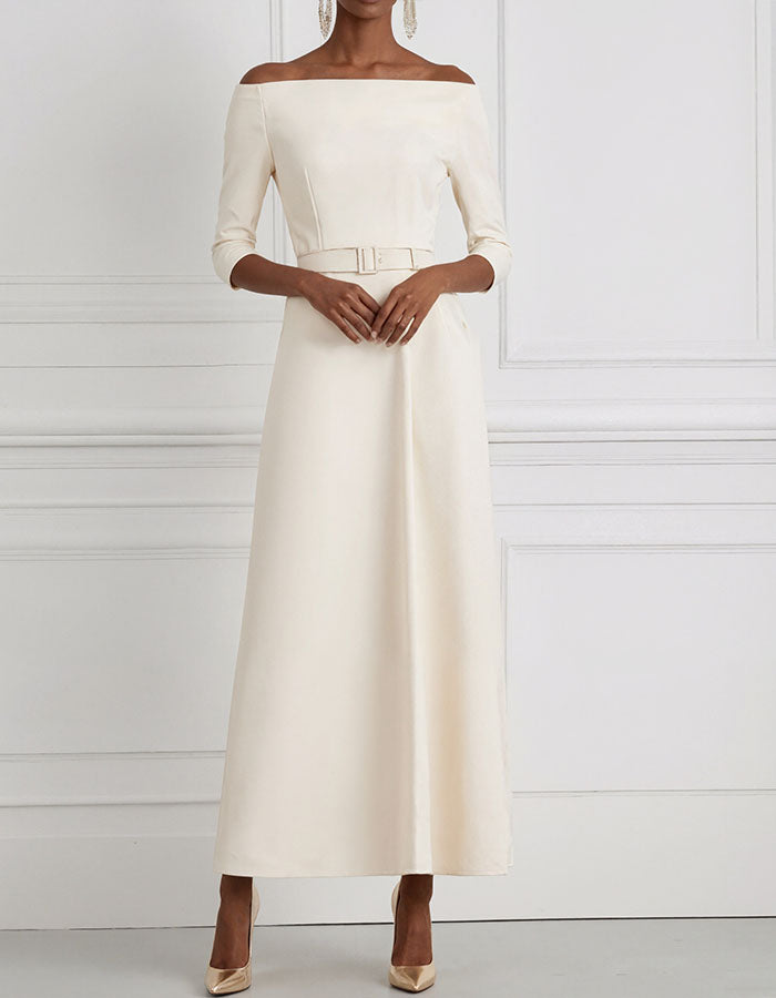 Schulterfreies Midikleid mit Strumpfhosenoptik
