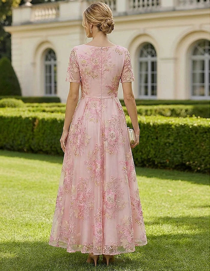 Rochie maxi cu mâneci scurte și model cu fir auriu embosat, culoare uni