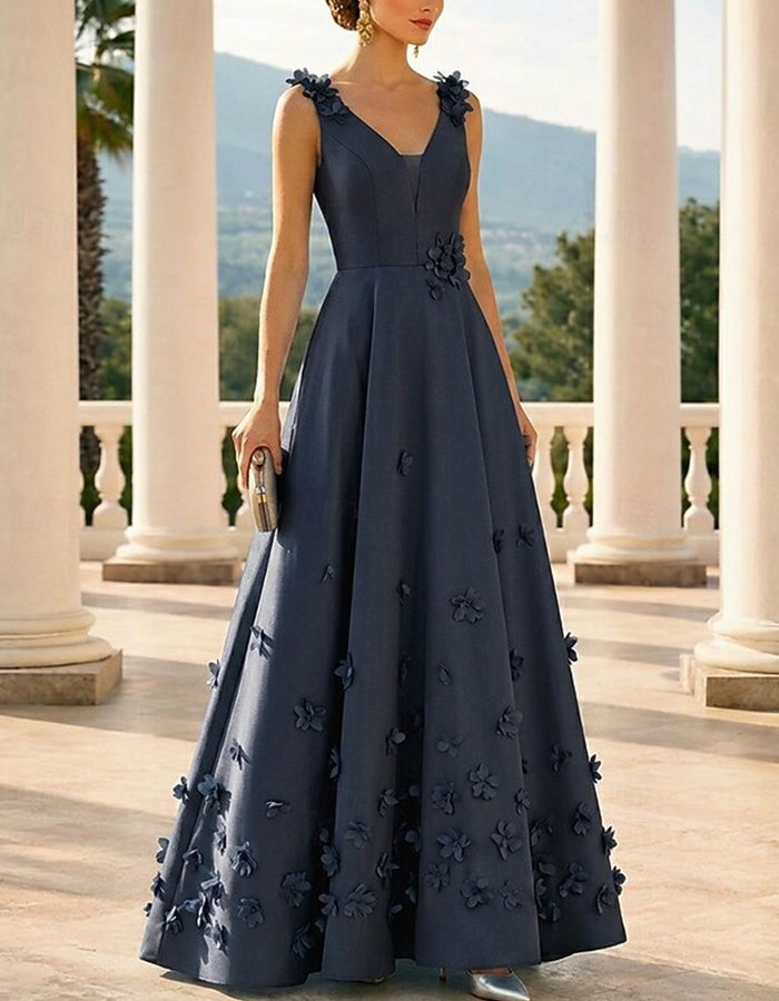 Vestido Maxi A-Line Floral 3D em Cetim com Decote em V