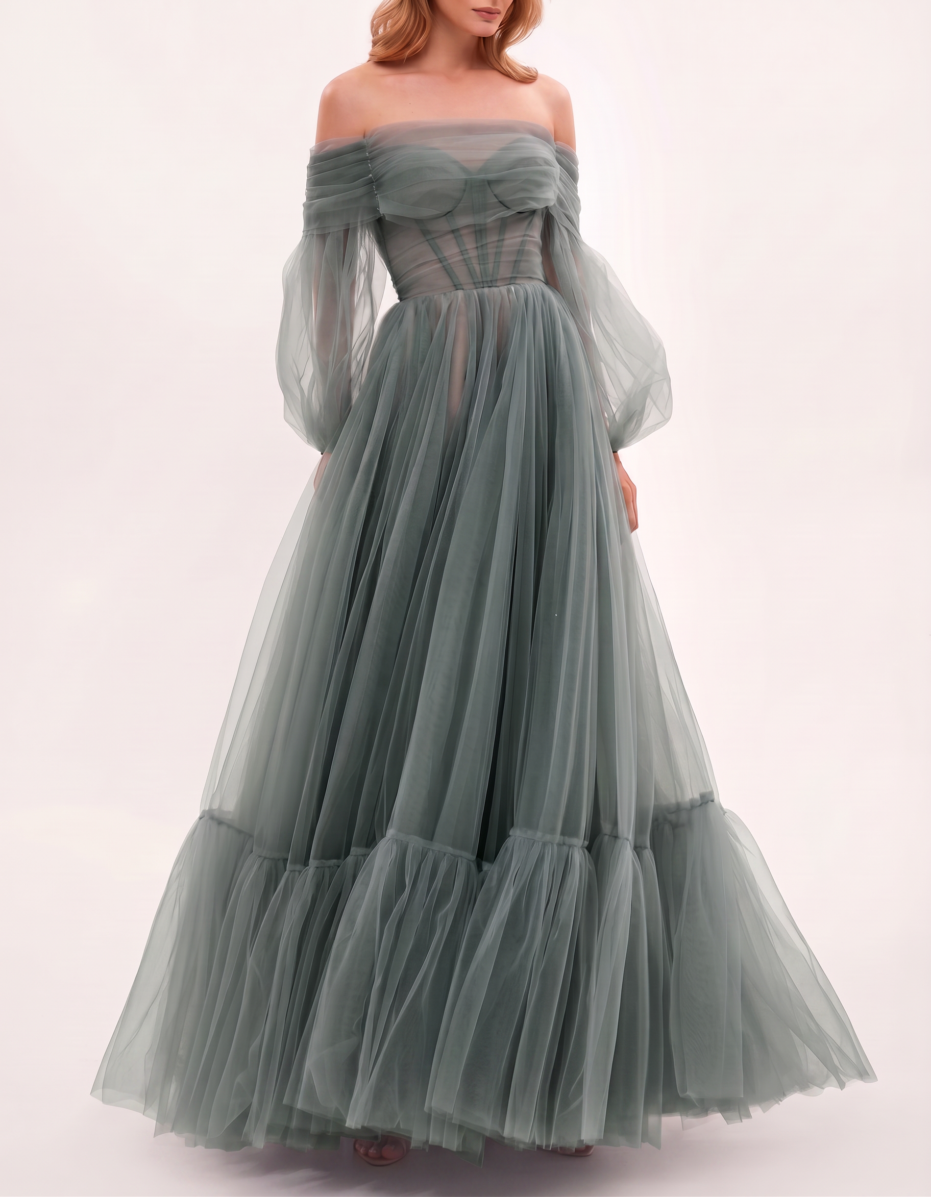 Vestido maxi de malla con hombros descubiertos, mangas abullonadas y cintura ajustada