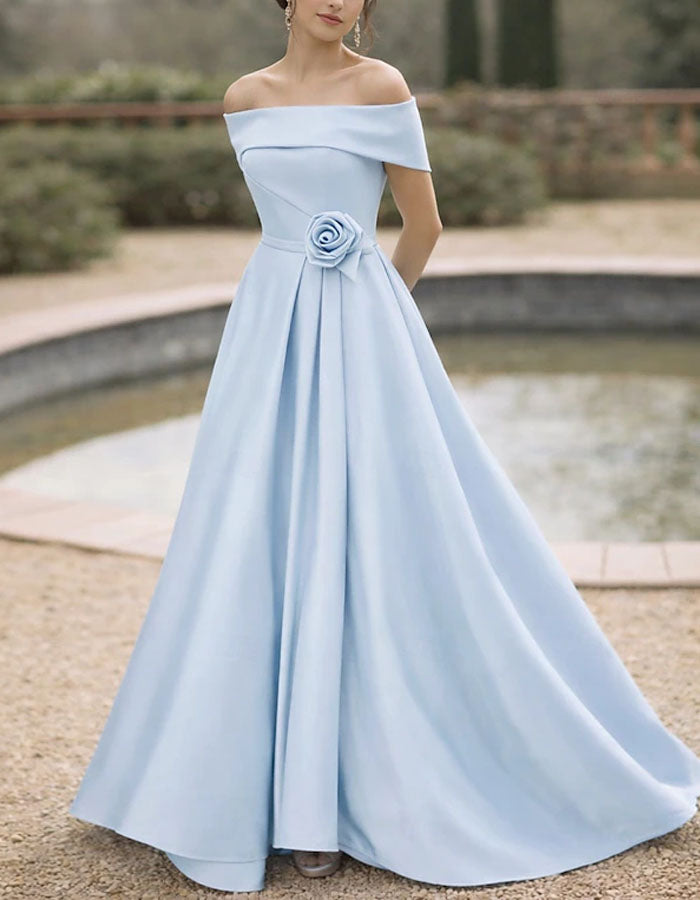 Vestido maxi de satén color sólido con hombros descubiertos  