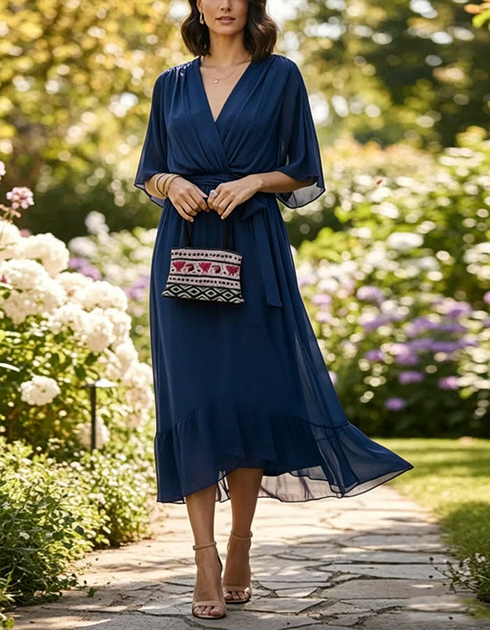 Vestido midi de gasa con volantes, cuello en V y color sólido  