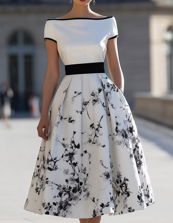 Vestido Midi de Cetim Branco e Preto com Estampa Floral e Ombros Descobertos