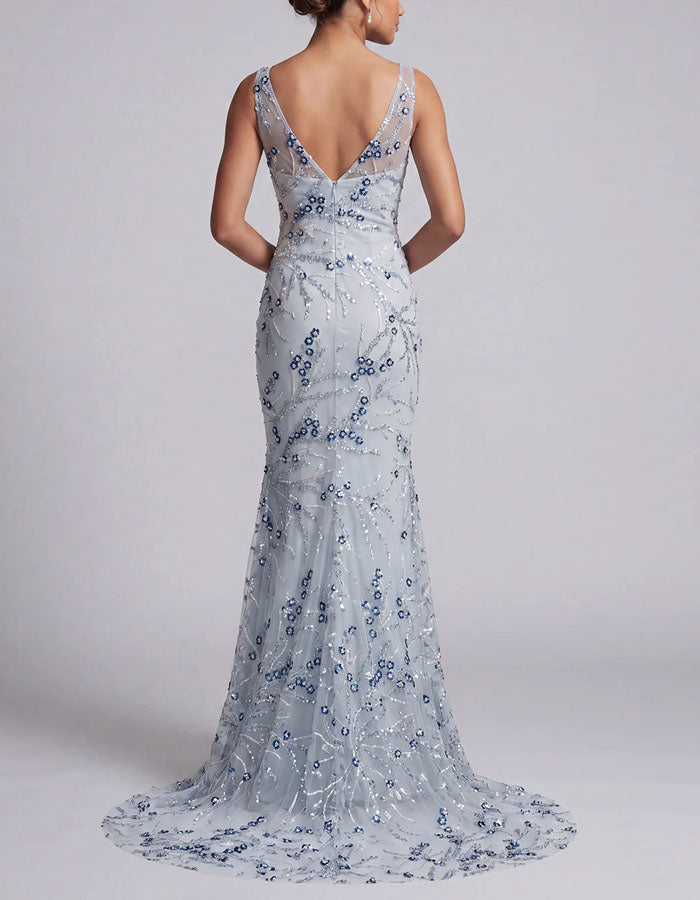 Abito lungo in tulle azzurro chiaro con paillettes floreali