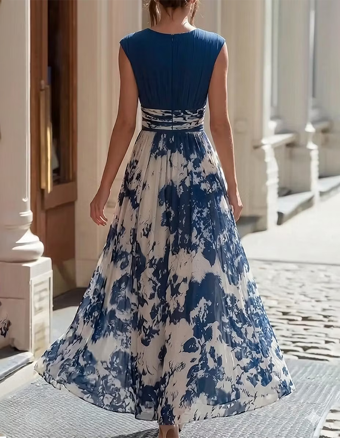 Abito midi a maniche corte con stampa astratta navy e bianca