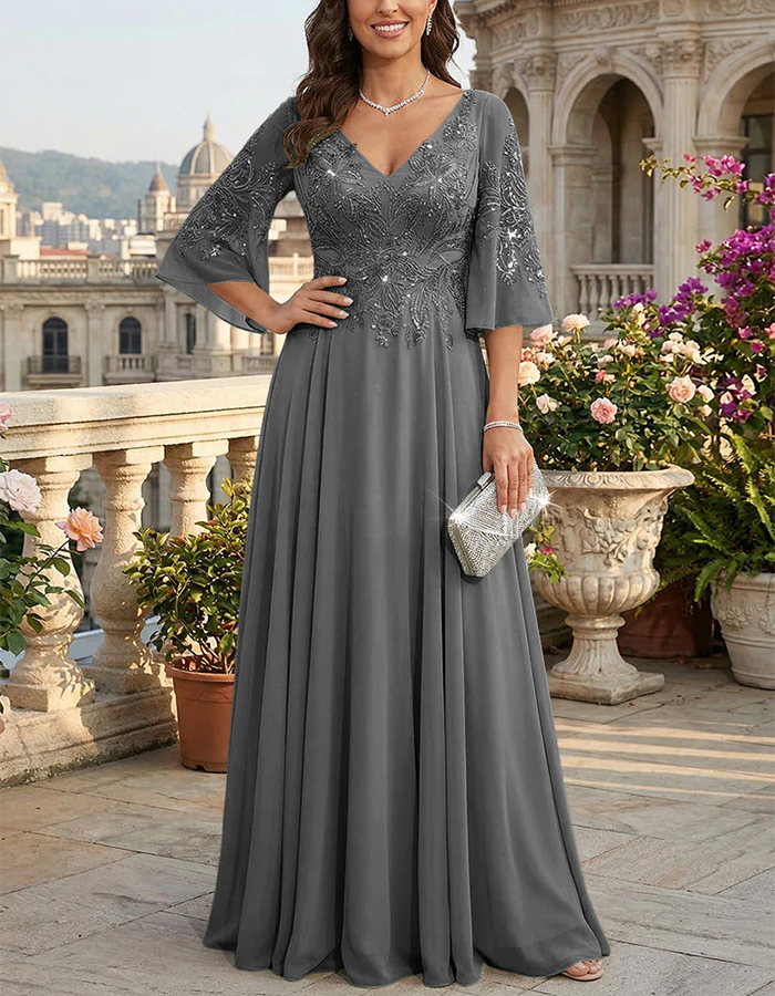 Vestido maxi de gasa verde salvia adornado con lentejuelas