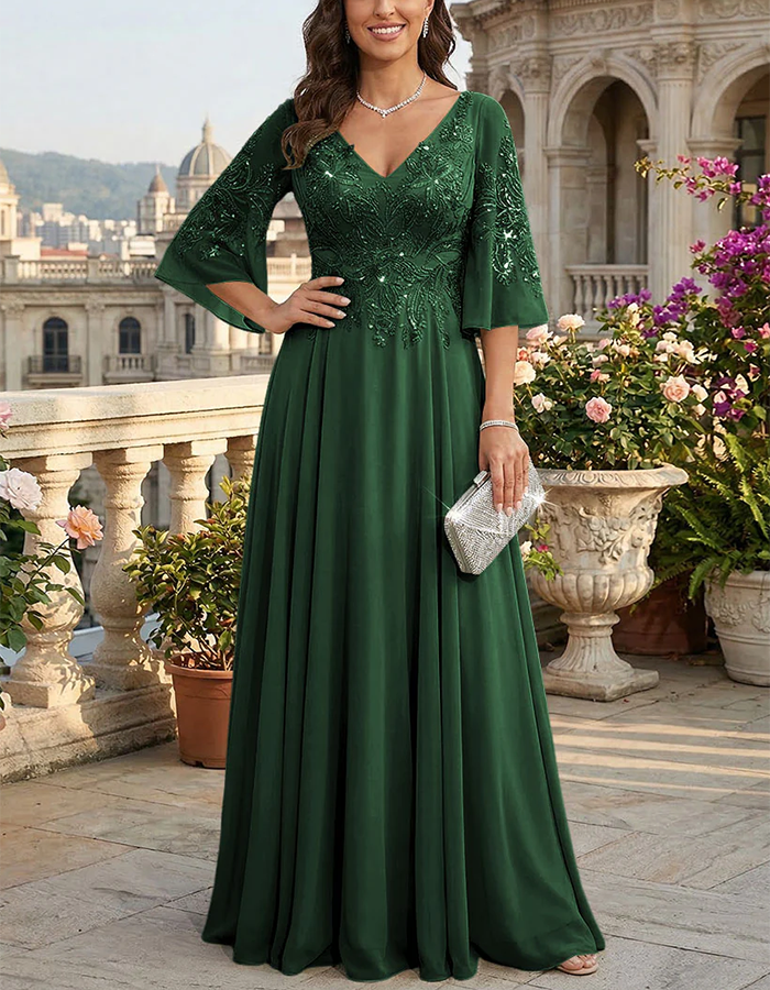 Vestido maxi de gasa verde salvia adornado con lentejuelas