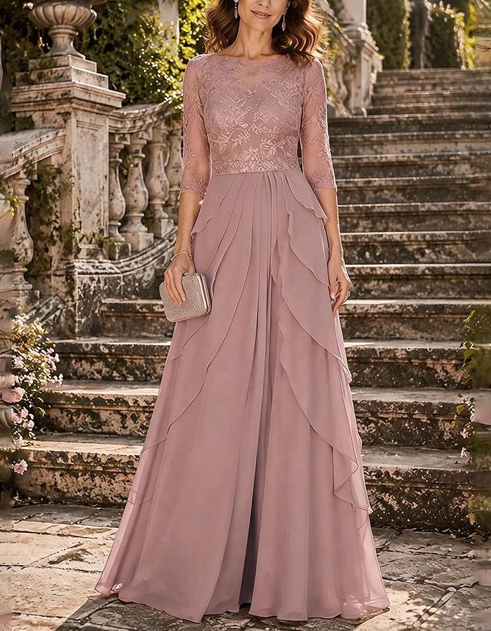 Vestido largo de encaje y gasa en rosa polvoriento
