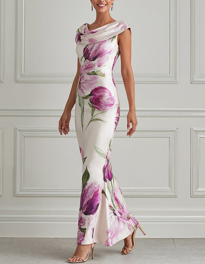 Robe longue sirène en satin crème avec col bénitier et motif floral aquarelle