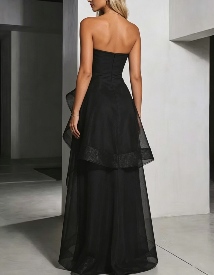 Zwarte Strapless Asymmetrische Maxi-jurk van Tule