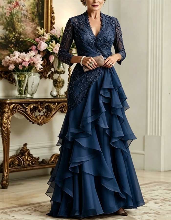 Vestido maxi de gasa con capas y encaje rosa grisáceo