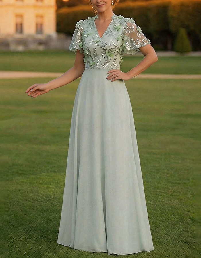 Abito lungo a linea A in chiffon verde salvia con ricami floreali