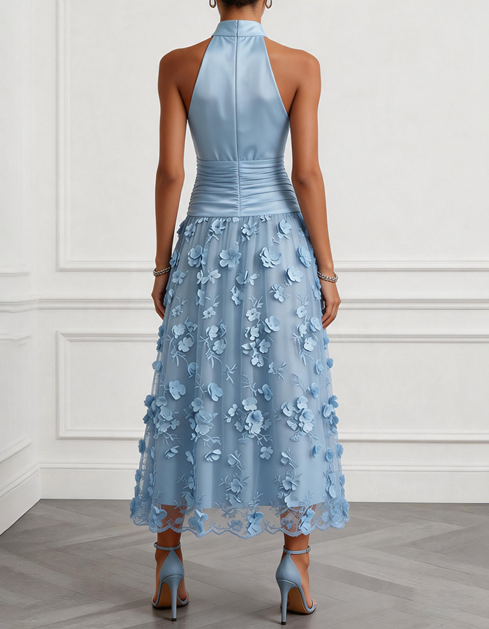 Hellblaues Midi-Kleid aus Tüll mit 3D-Blumenmuster und einem schulterfreien Design
