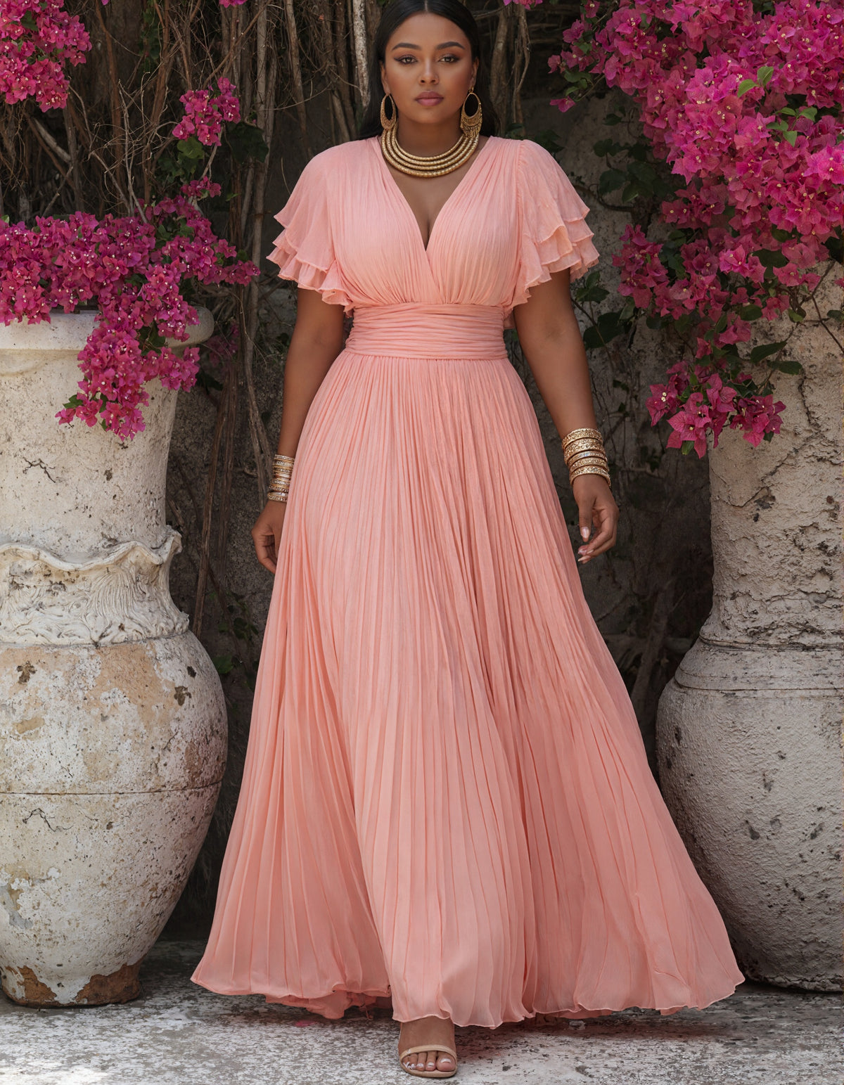 Maxikleid aus rosa Chiffon mit V-Ausschnitt, doppelten Rüschen und kurzen Ärmeln