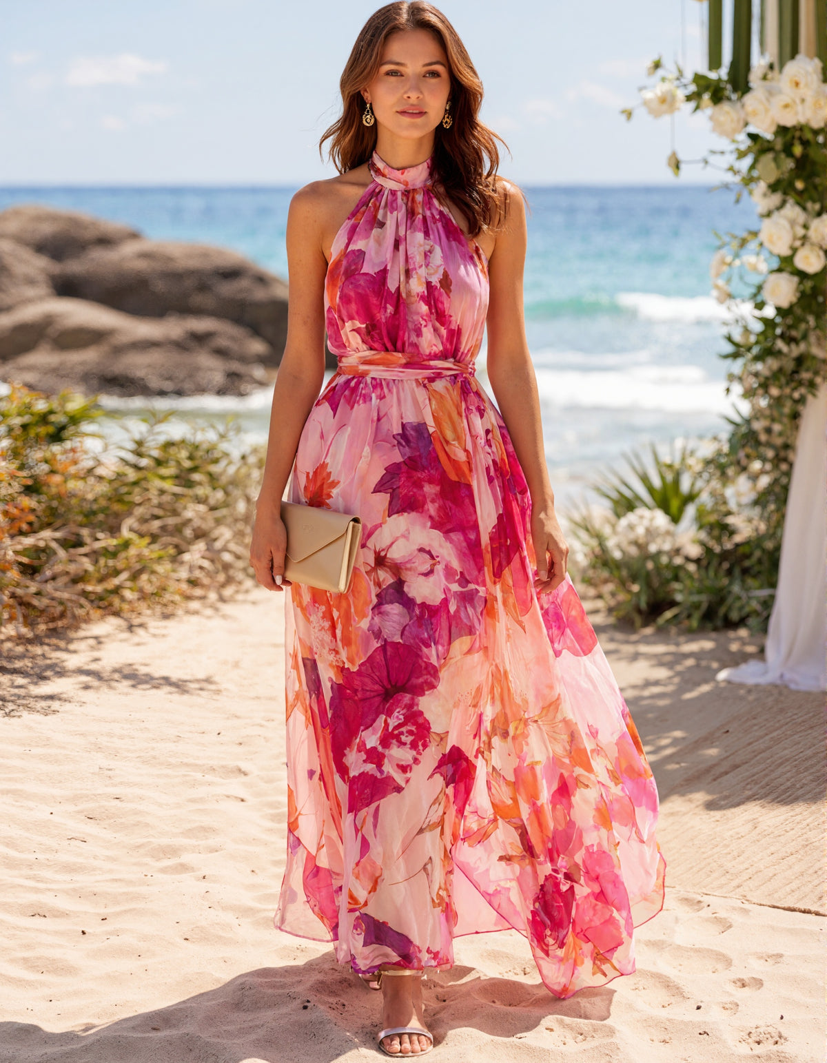 Maxikleid aus rosa Chiffon mit floralem Aquarelldruck