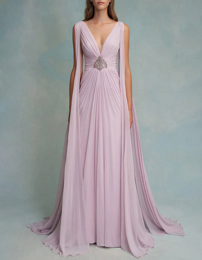 Vestido maxi de gasa rosa claro con escote en V profundo, mangas capa y fruncido