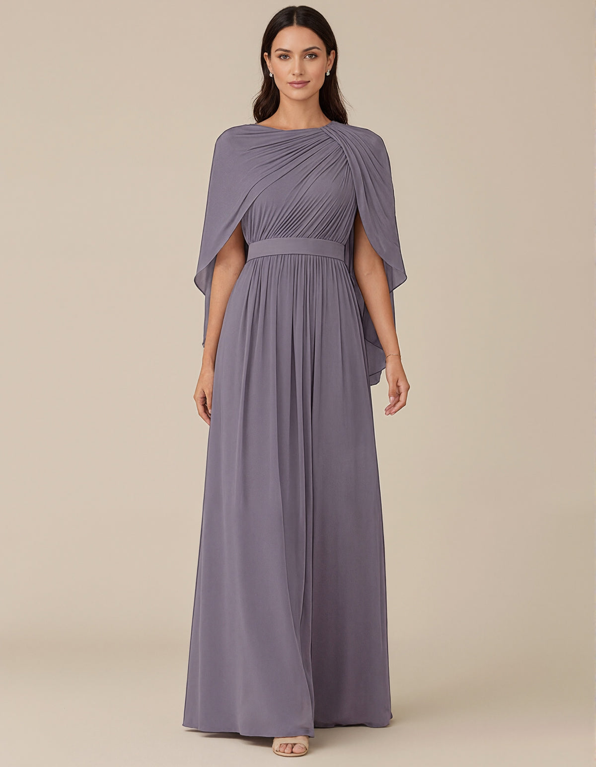 Abito lungo viola in chiffon con scollo rotondo, spalla drappeggiata e maniche a scialle
