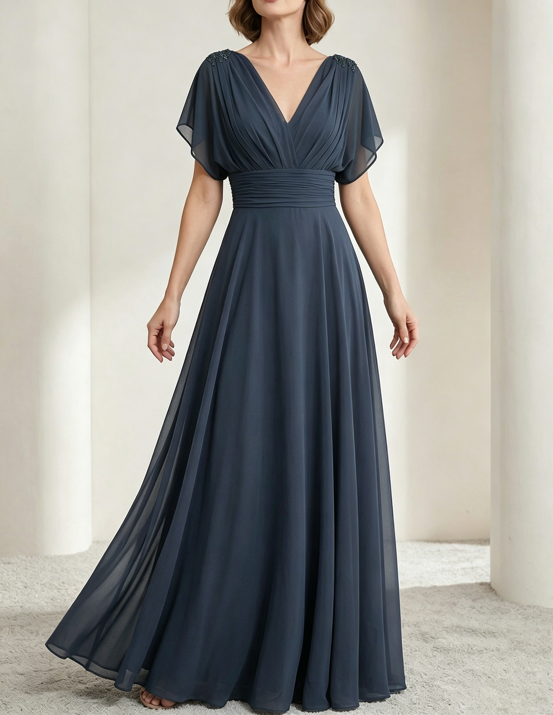 Vestido maxi de chiffon verde oscuro con escote drapeado y cintura ajustada