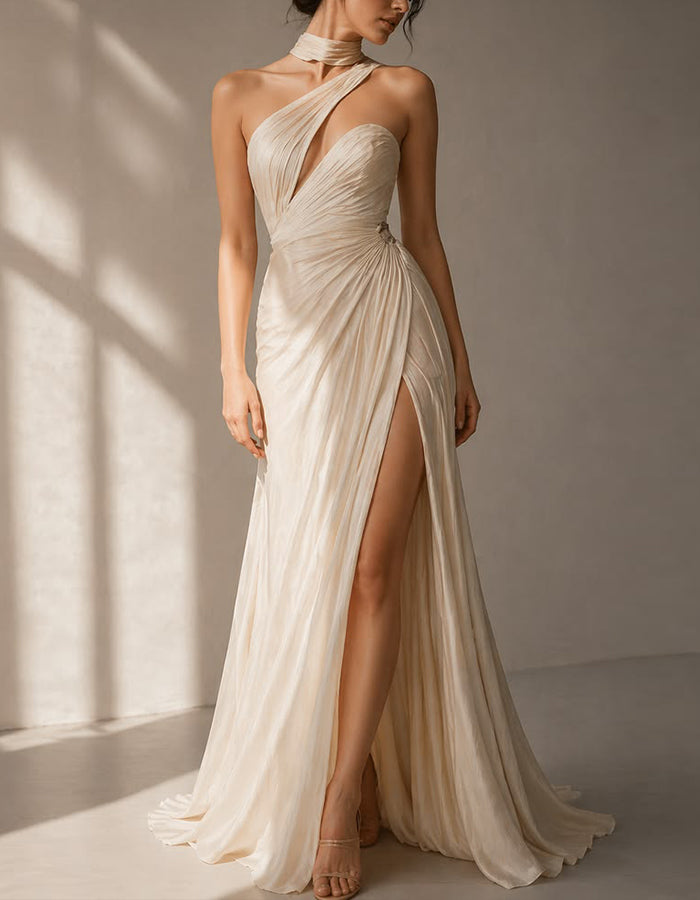 Vestido Maxi de Chiffon Cor Champanhe Claro com Costas Abertas e Recorte