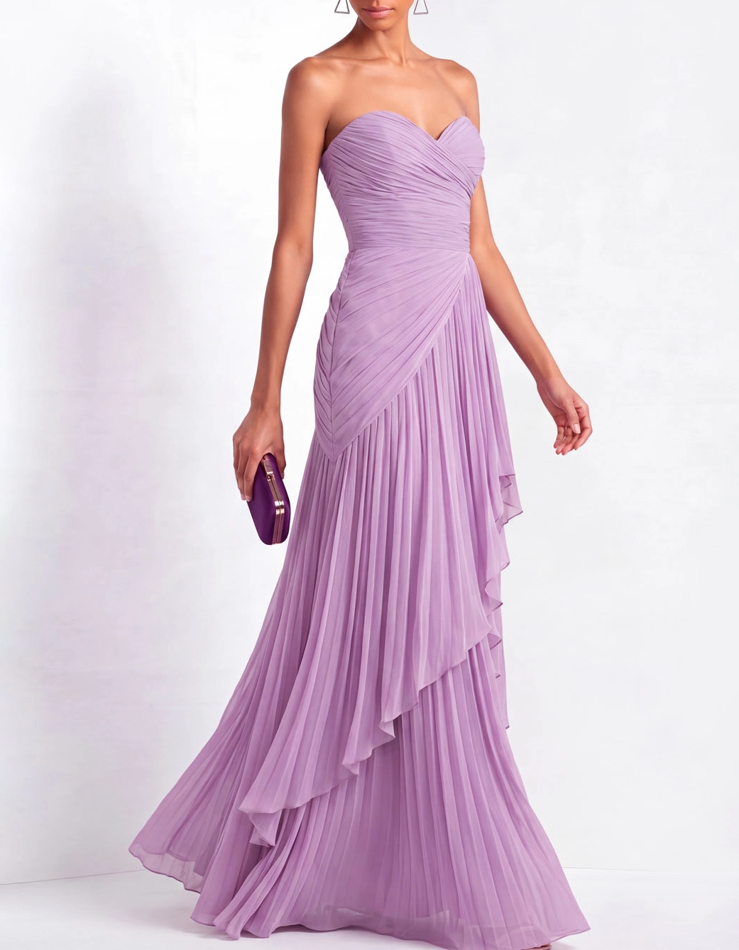 Lavendelfarbenes trägerloses Maxikleid mit herzförmigem Ausschnitt, gerafftem, geschichtetem und plissiertem Chiffon