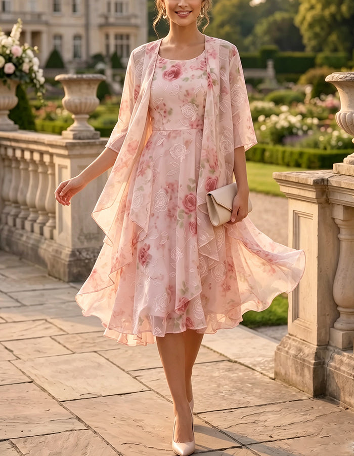 Costum două piese roz, rochie midi din șifon cu imprimeu cu trandafiri, guler rotund și croială în A