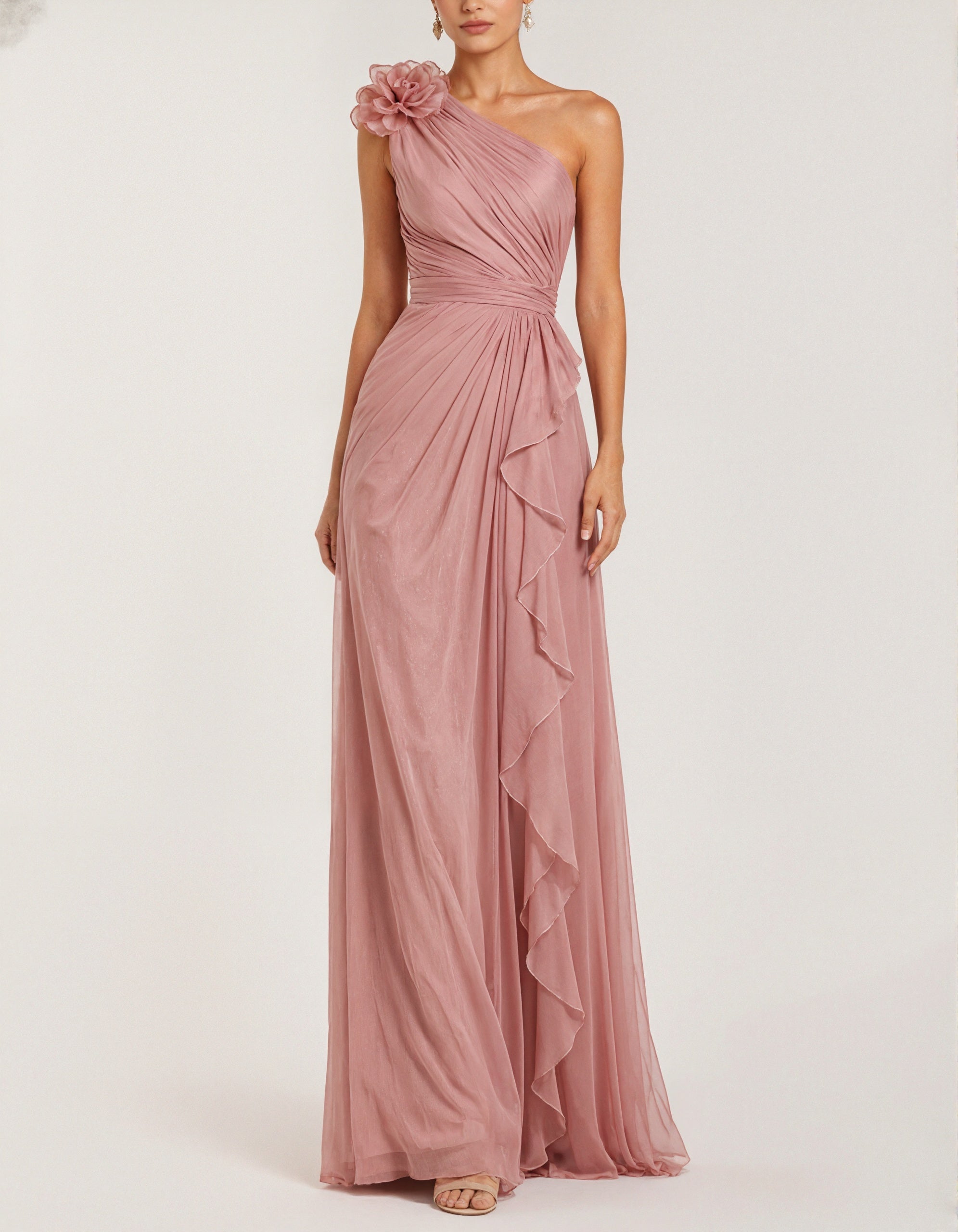 Vestido longo rosa de chiffon com flores 3D  