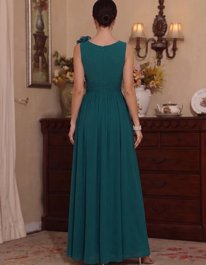 Robe maxi en mousseline vert émeraude à épaules dénudées, décolleté en V, rose 3D froncée