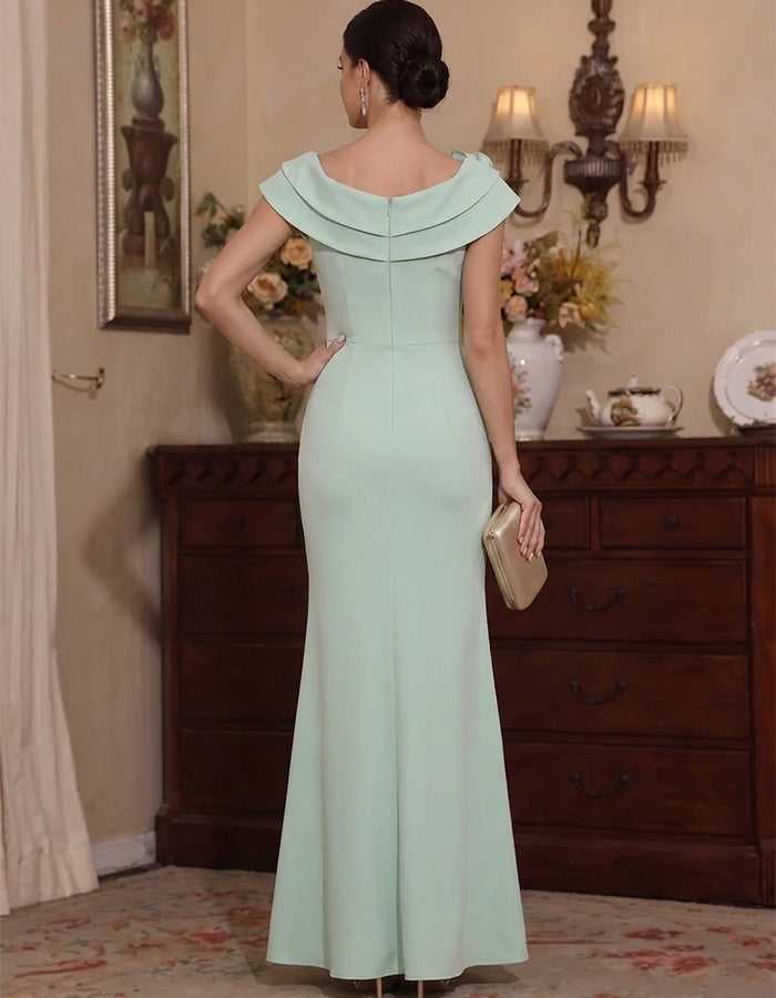 Robe maxi asymétrique à volants sur l'épaule avec grande fleur 3D