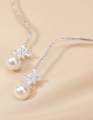 Elegant Pearl Clavicle Necklace