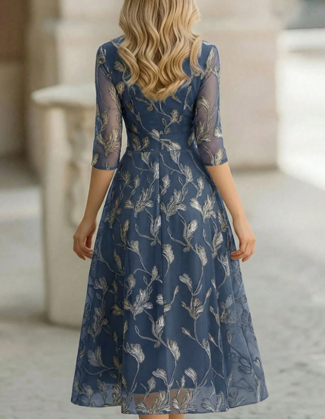 Abito da sera midi in chiffon con stampa foglie, scollo a V, maniche a gomito e vita aderente
