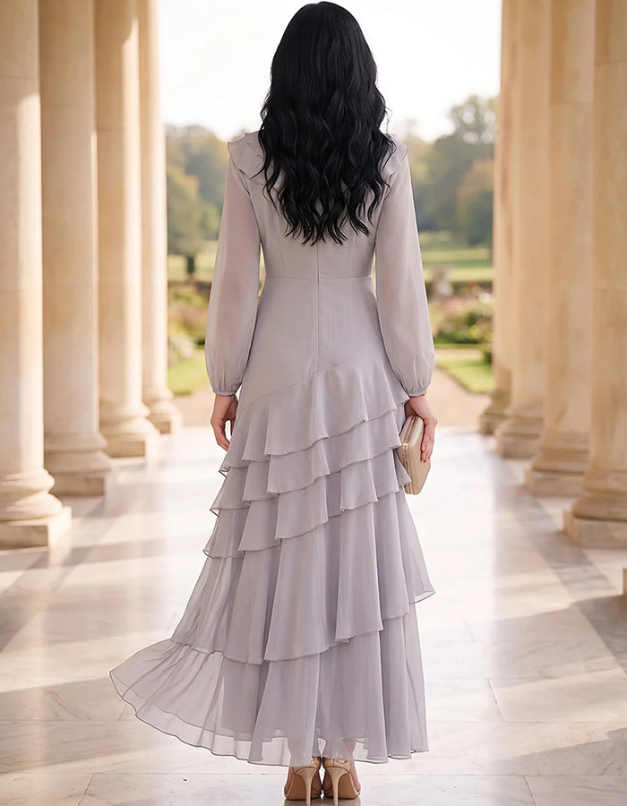Robe longue maxi en mousseline à volants, manches longues et décolleté en V