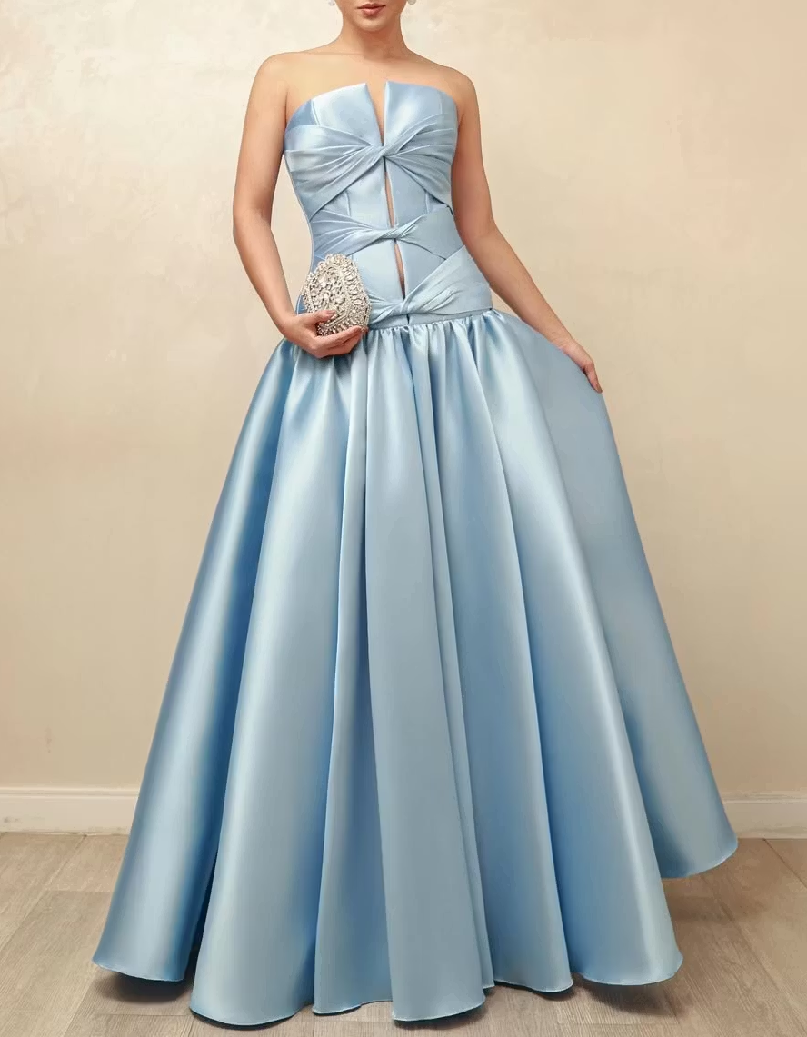 Trägerloses Satin-Abendkleid in A-Linie mit Twist-Cut-out