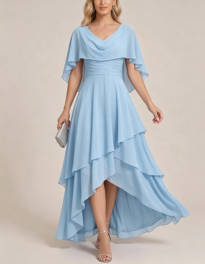 Vestido maxi de chiffon em camadas, com capa nas mangas, franzido e bainha assimétrica