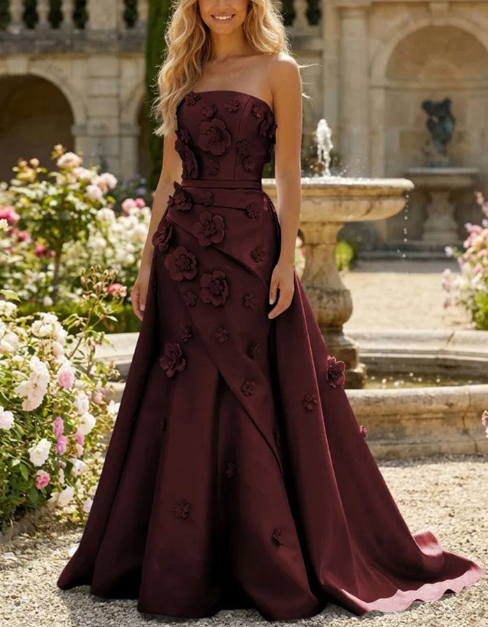 Dromerige strapless satijnen maxijurk met 3D-bloemen