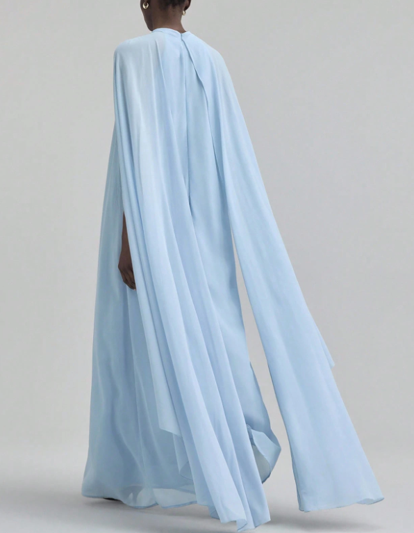 Vestido de noite maxi com decote halter, aplicações florais 3D em chiffon e mangas-capa compridas