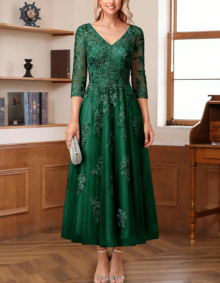 A-Linien-Midikleid aus Tüll mit V-Ausschnitt, 3/4-Ärmeln und Blumenstickerei