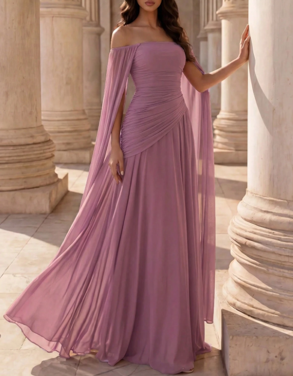 Vestido maxi lavanda de chiffon, com decote de ombros descobertos, mangas compridas tipo capa e corte em linha A