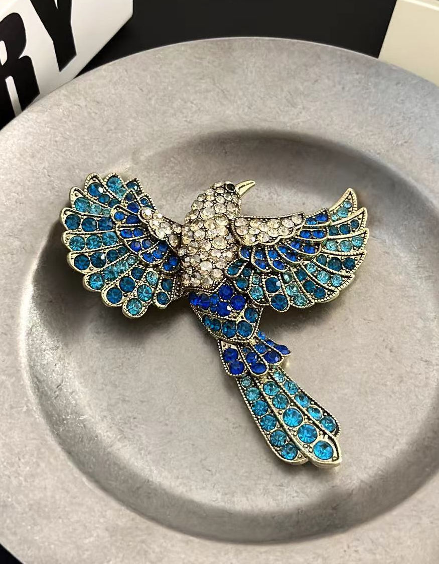 Vintage Multicolor Rhinestone Flying Bird Brooch For Women Evening Dress