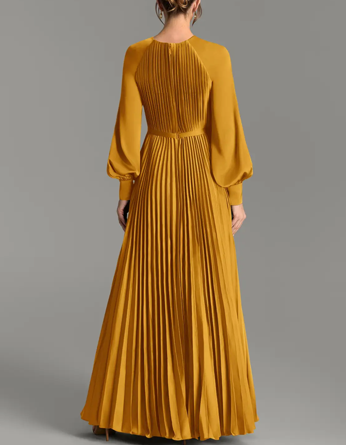 Mehrfarbiges Maxikleid aus Plissee-Satin mit Rundhalsausschnitt und langen Ärmeln