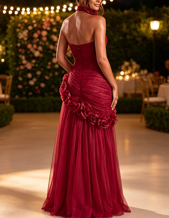 Trägerloses Maxikleid aus Tüll mit Twist-Detail, Raffungen und 3D-Rosenblumenmuster