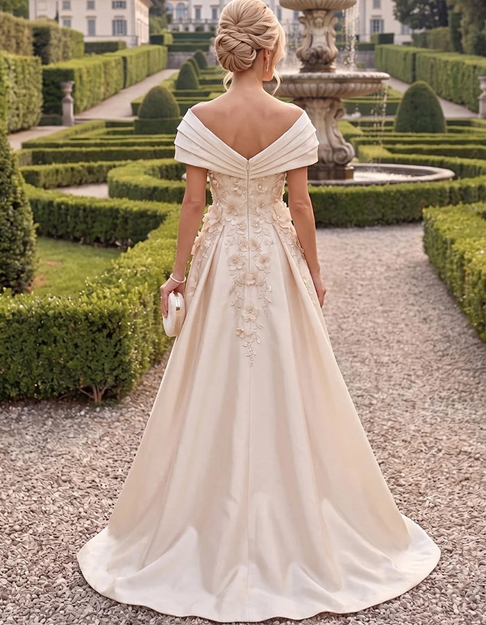 Champagnerfarbener schulterfreier Satin-Maxikleid mit 3D-Blumenmuster