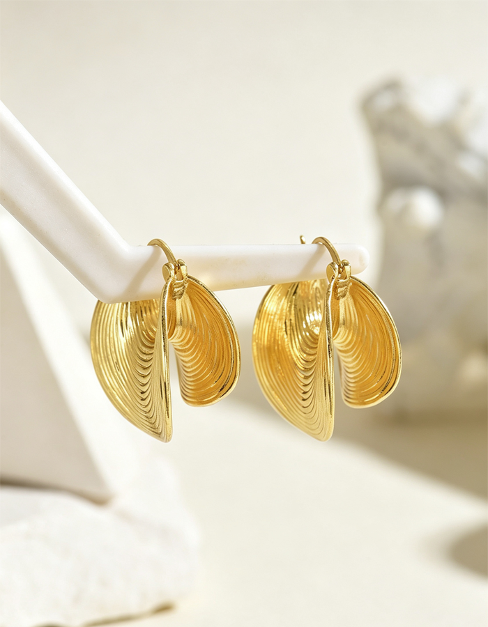 Ripple Shell Textured Hoop Earrings