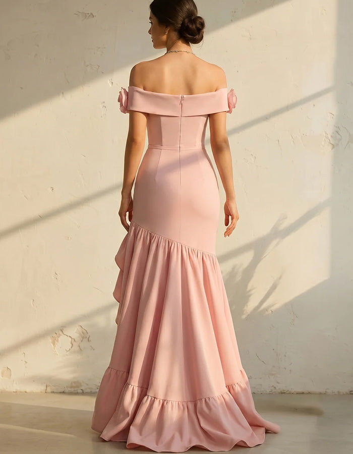 Schulterfreies 3D-Rosenblumen-Maxikleid mit hohem Schlitz und Rüschen