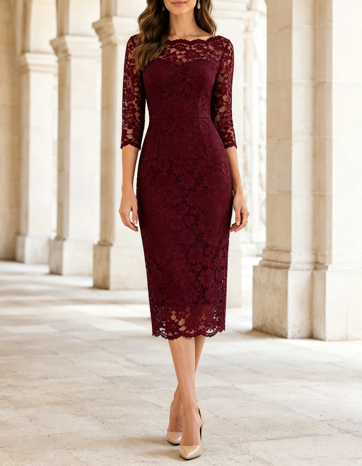 Vestido midi entallado de encaje resistente, con cuello festoneado y mangas 3/4