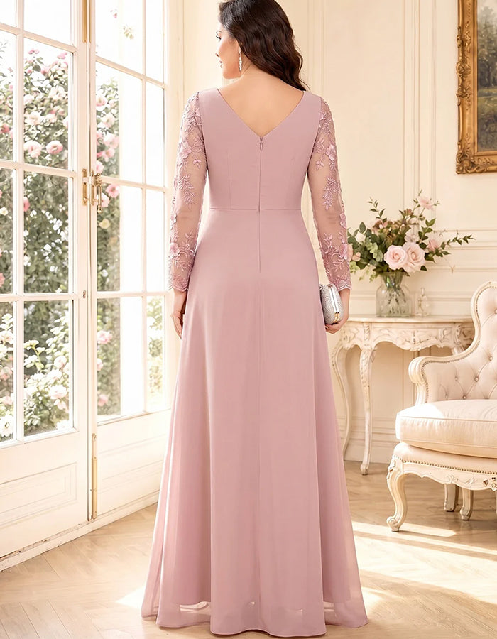 Robe longue fleurie rose en mousseline, col en V, en dentelle et à manches longues